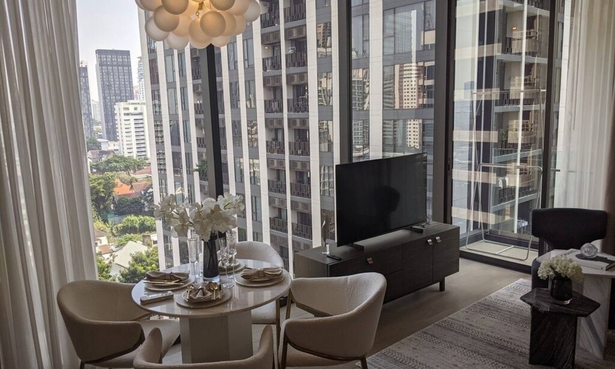 Asoke Condo | ที่พักคอนโด 2 ห้องนอน วิวหลักล้าน