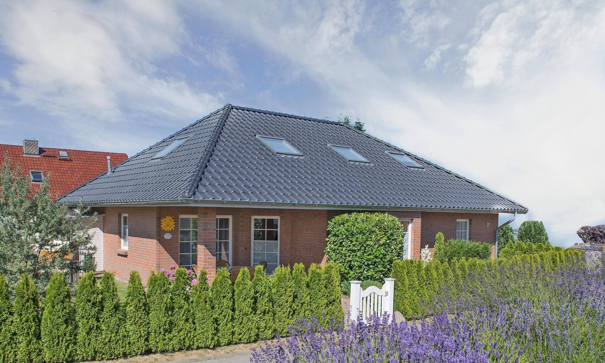 Heringsdorf House | 4-star holiday home with terrace, large garden, 3 bedrooms and 2 bathrooms