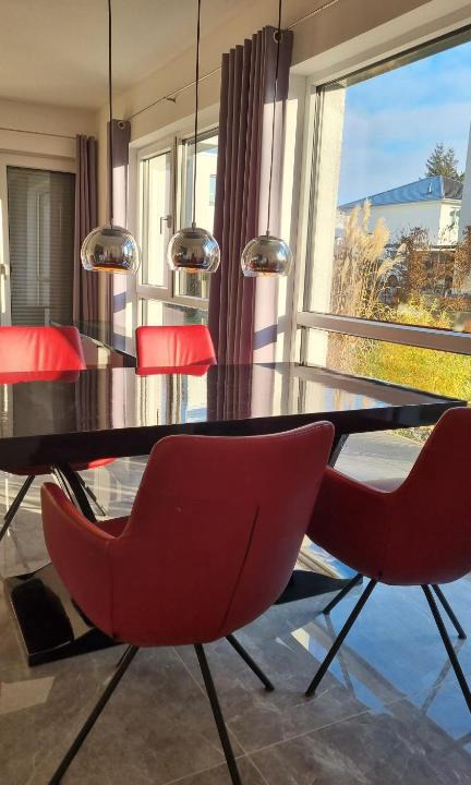 Stahnsdorf Apartment | 70 qm großes Apartment mit für Hunde geeignetem Garten zwischen Potsdam und Berlin