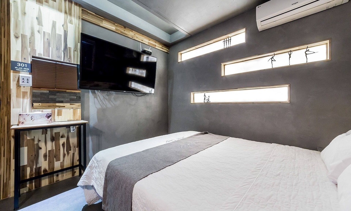 Chunggok-tong Hotel | Achasan Station Cozy