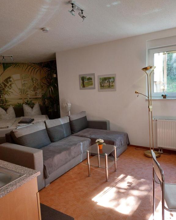 Werder Apartment | Apartment Blütenstadt Werder im Souterraine