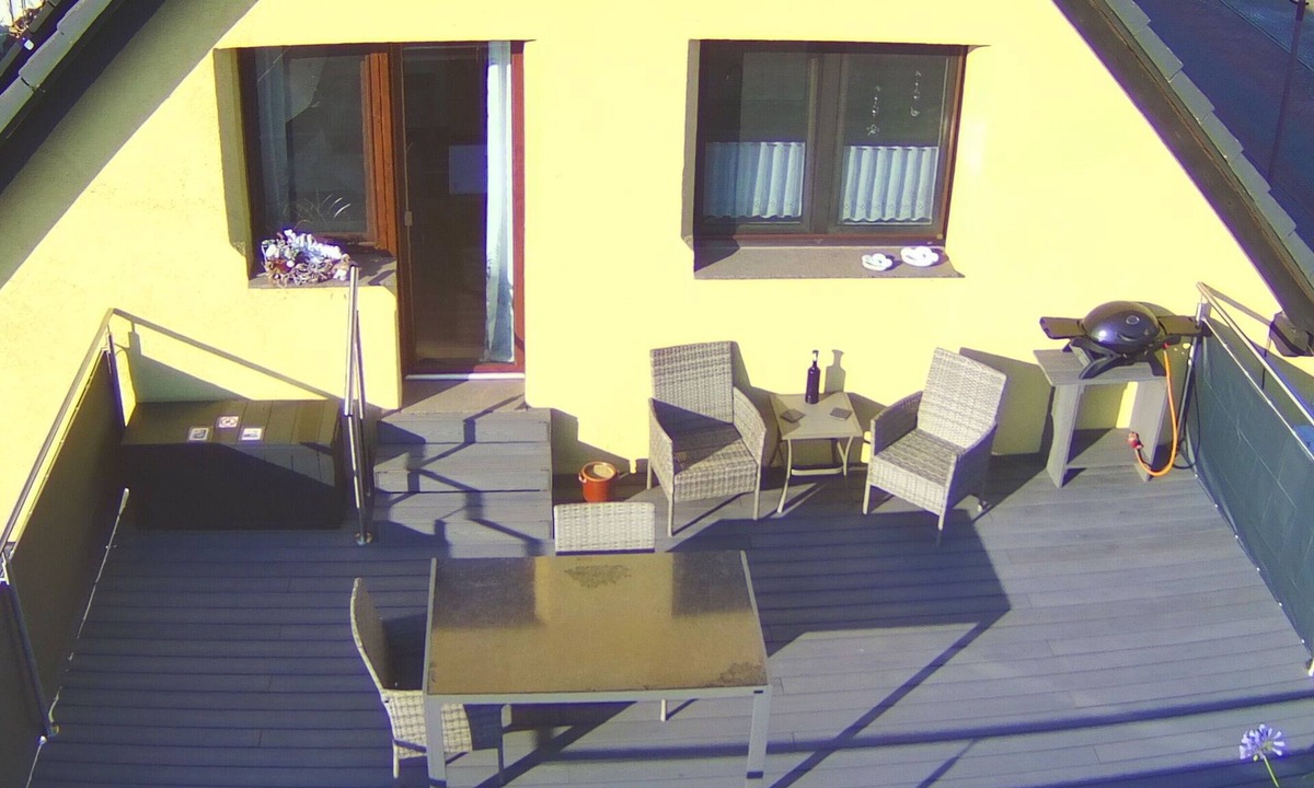 Kloetze Apartment | Apartment 'Mone's Kloetze' with Private Terrace, Wi-Fi and Air Conditioning