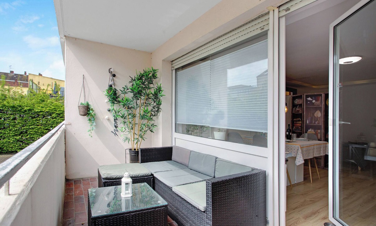 Innenhafen Apartment | Apartment "Tolle Ferienwohnung nahe Südstrand" with Balcony & Wi-Fi