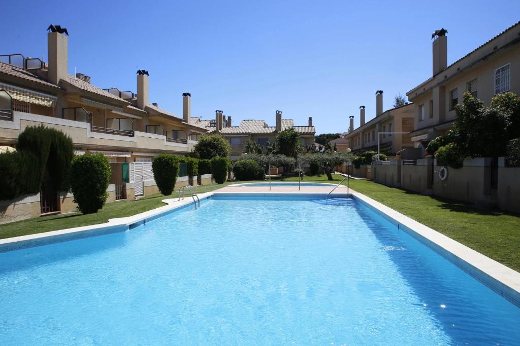 Torredembarra Villa | AT050 Xiprers
