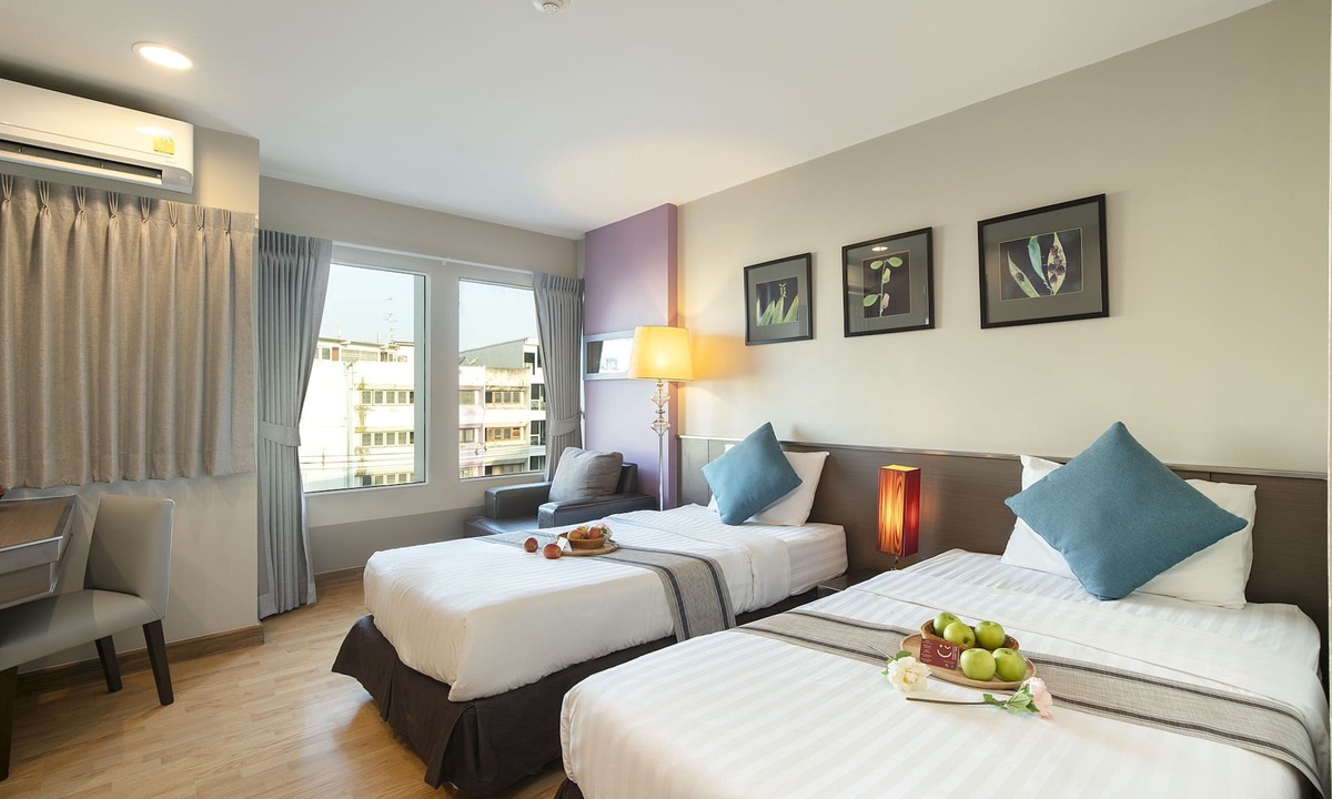 Bang Yi Ruea Hotel | Bangkok Loft Inn