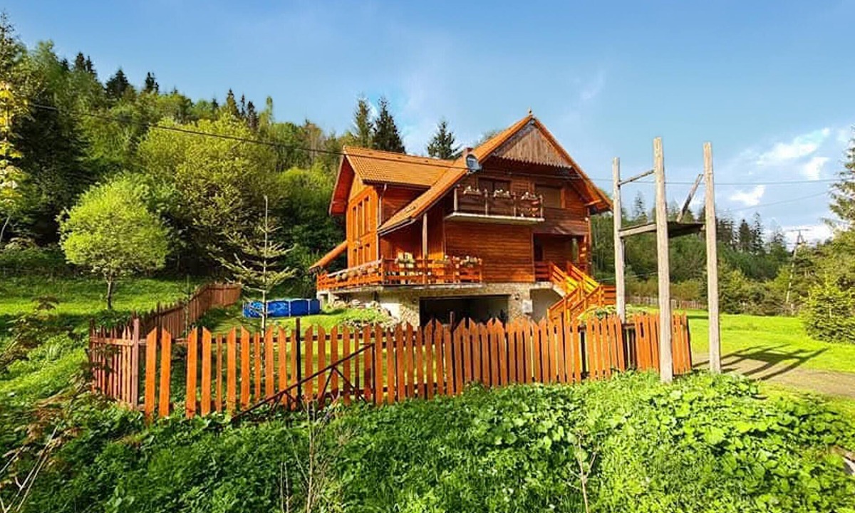 Rycerka Dolna House | Beautiful home in Ujsoly with sauna