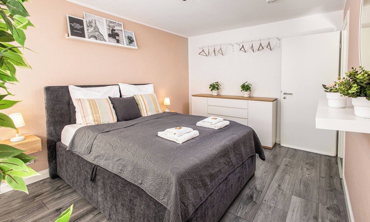 Sudenburg Apartment | BROCKHEUS Apartments: Luxury Vista Apartment I Kitchen I WiFi I Smart TV