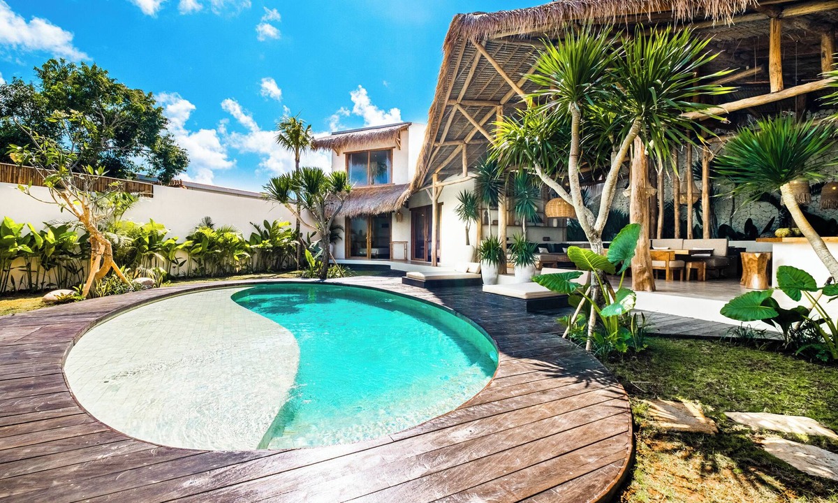 Jimbaran Villa | Casa Asachai: connected 7bdrs bohemian retreat