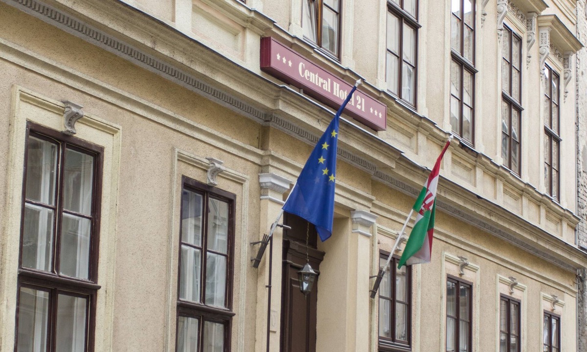 Palace District Hotel | Central Hotel 21