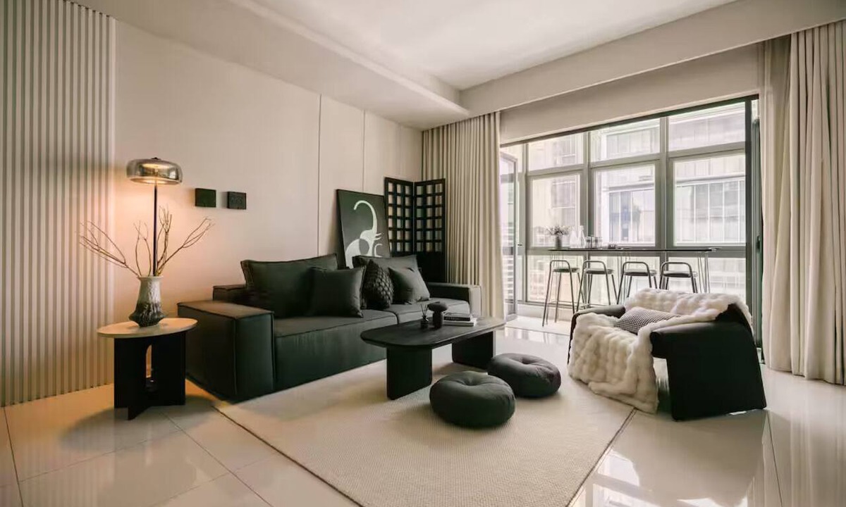 Imbi Condo | Chic Cityscape Stay in Bukit Bintang, TRX | 1-6pax
