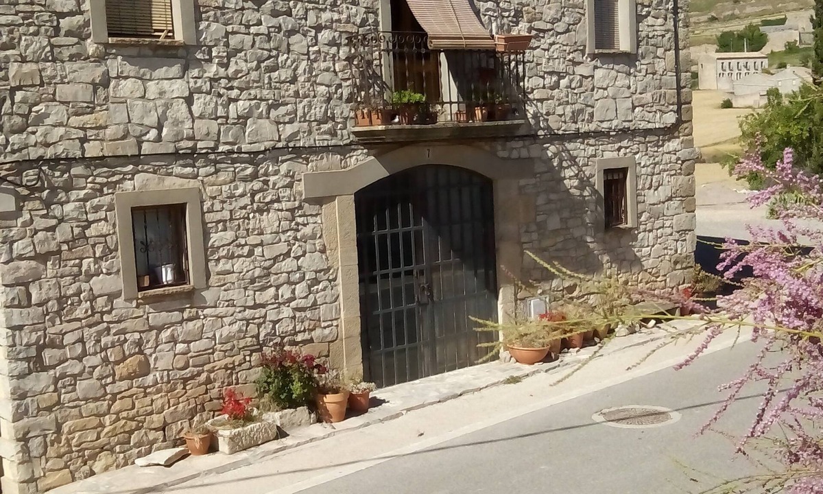 Fores House | Comfy stone house with views on Trail of Cisters 110km Barcelona