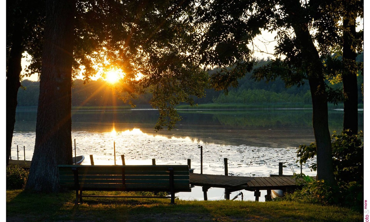 Oberhavel Apartment | Cozy apartment with direct lake view from the balcony and lake access