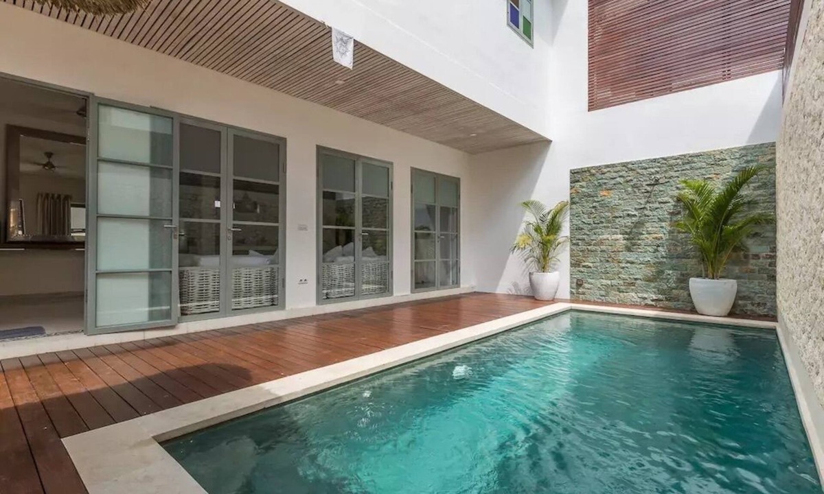 Dyanapura Villa | Elegant 3-bedroom Seminyak villa with king-size beds, swimming pool, 200 m from beaches.