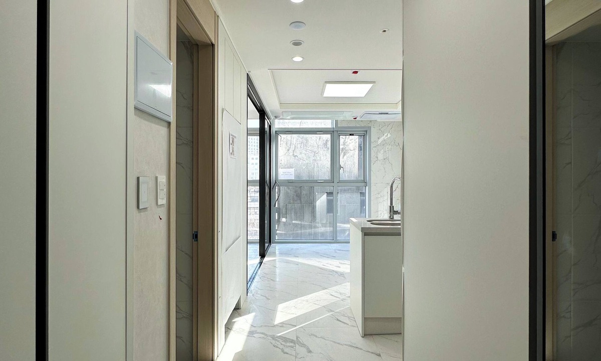 Sogong-dong Apartment | @ Explore Seoul on Foot — Chic 1.5BR Just 3 Min from Namdaemun & City Hall!