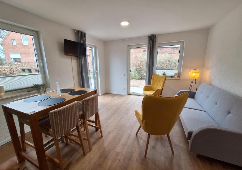 Alt Krenzlin Apartment | Ferienwohnung auf dem Pferdehof am Gestütsweg EG 1