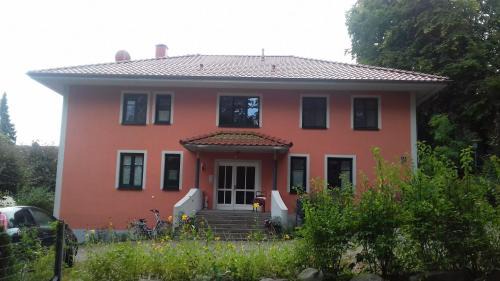 Muritz Apartment | Fewo 2 Ferienwohnung Waren Müritz - Haus Buchen am Tiefwarensee - 2 Zi