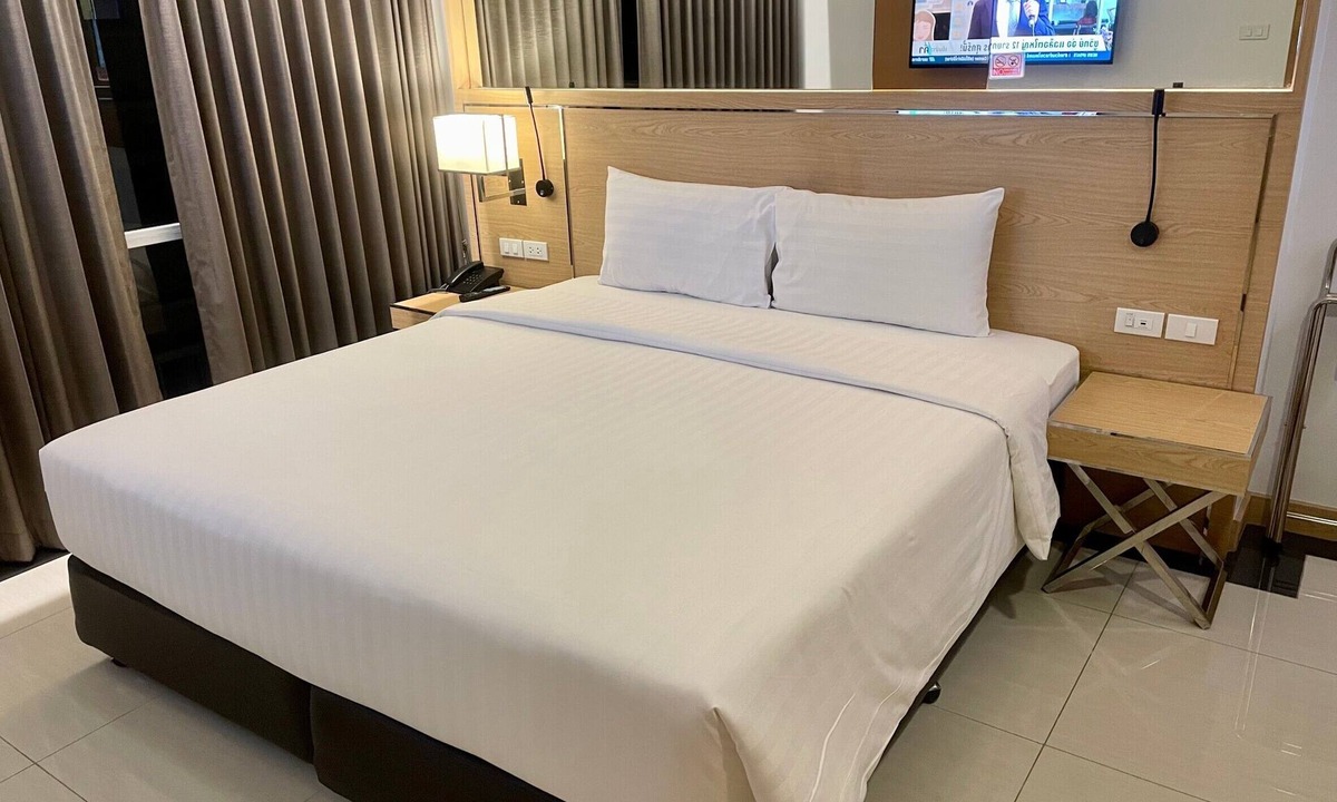 Nana Hotel | FX Hotel Nana
