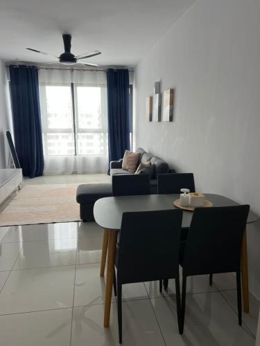 Rawang Apartment | Gamuda Sky Luge Ilman Homestay Pool View Musllim Only