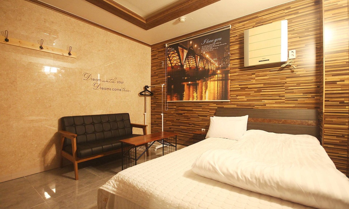 Geochang Hotel | Geochang Hwangsil