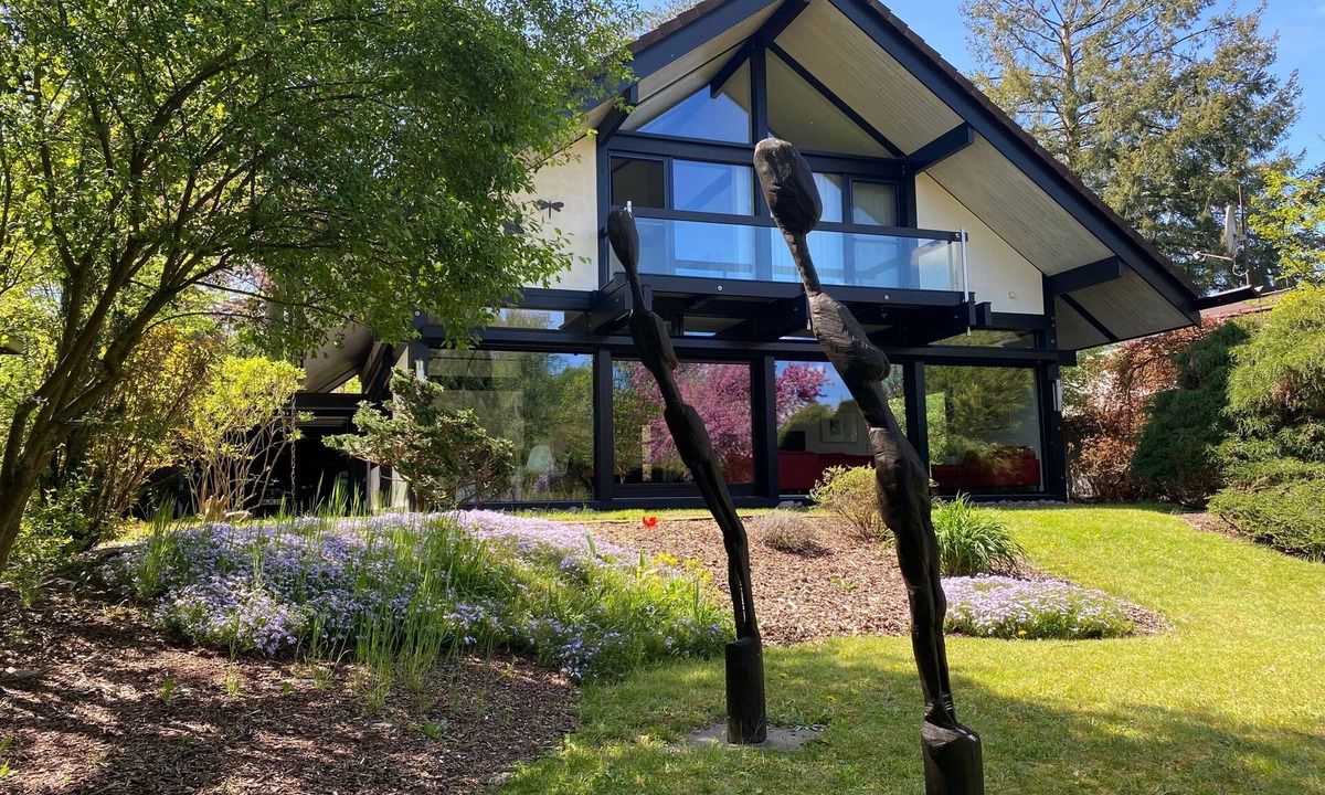 Kagel House | Holiday Home 'Mit Ruhe Wasser Licht' with Private Terrace, Private Garden and Wi-Fi