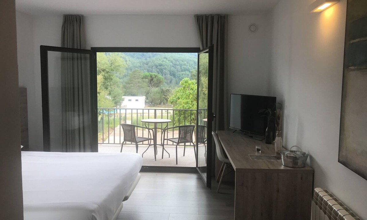 Viladrau Hostel | HOSTAL LA GUINEU