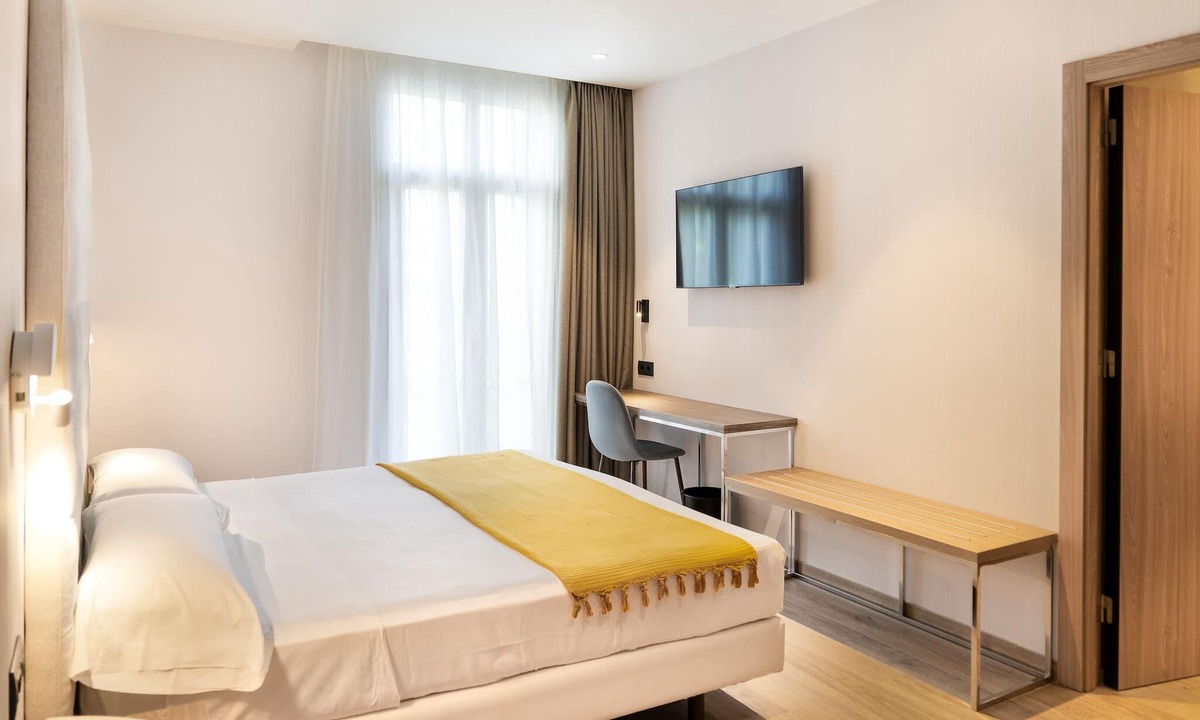 Esquerra de l'Eixample Hotel | Hotel Caledonian