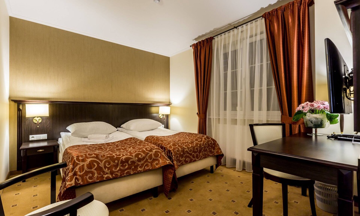 Tarnow Hotel | Hotel Krzyski