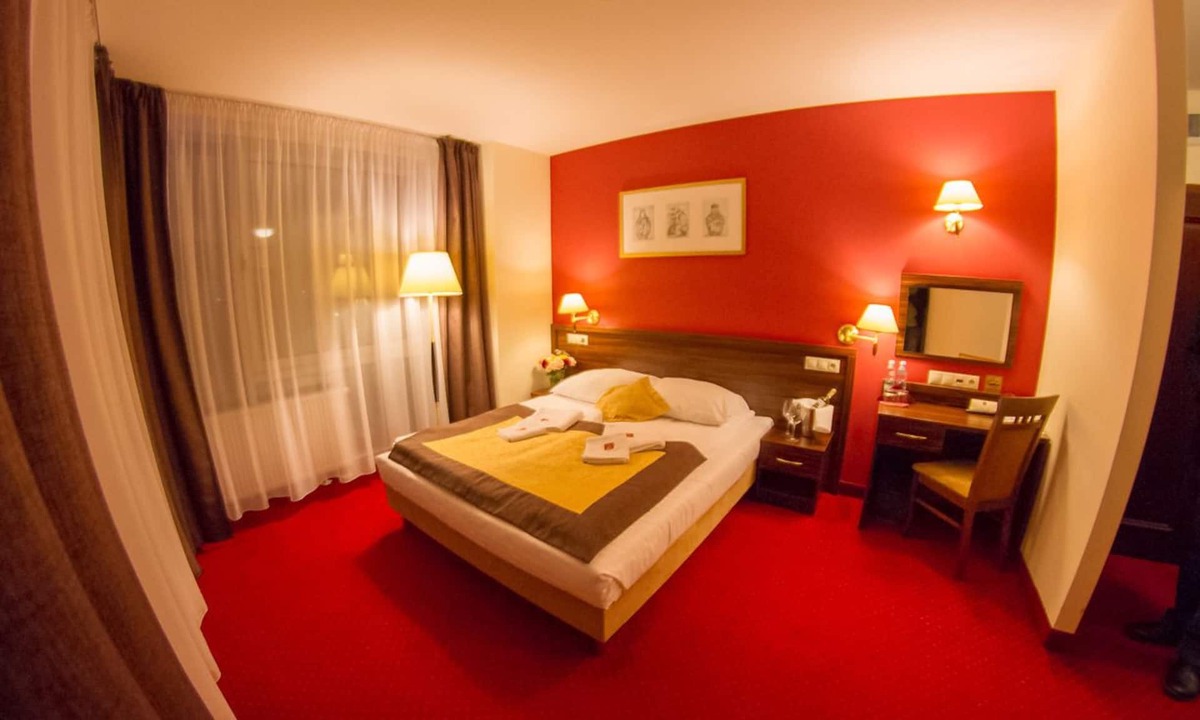 Pulawy Hotel | Hotel Pikul