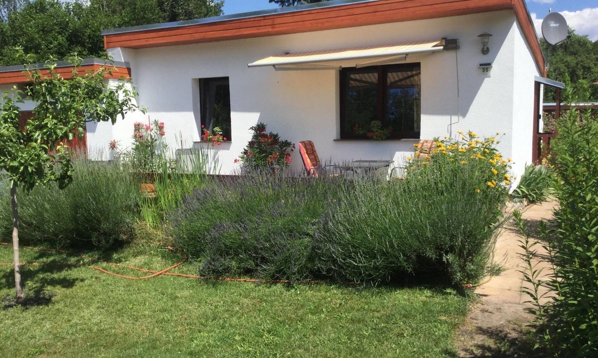 Rangsdorf House | Kleines Ferienhaus in Rangsdorf mit großem Garten by Interhome