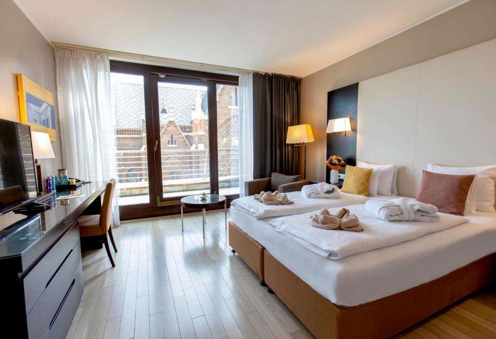Istvanmezo Hotel | Lion's Garden Hotel