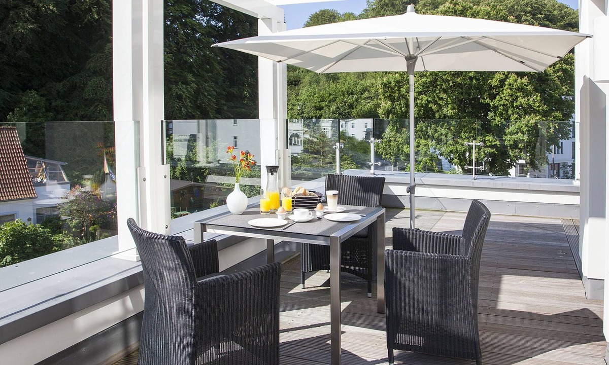 Binz Apartment | Luxury apartment Beach Cloud with sauna, pool & beach chair | panoramic terrace