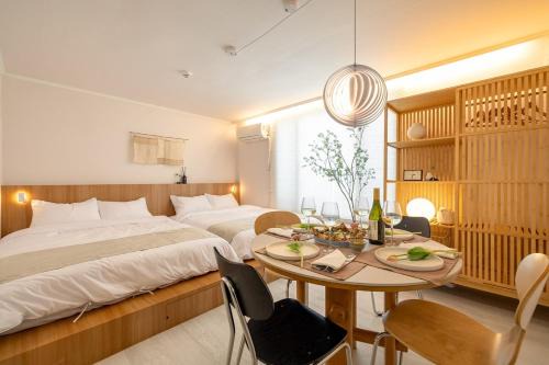 Hyehwa Apartment | NEW Modern House in the heart of Seoul Jongno