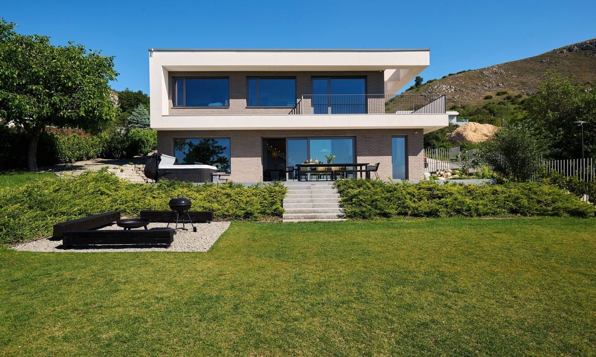 Budaors Villa | Panoramic Hilltop Villa with Hot Tub, 15 Min to Budapest Center