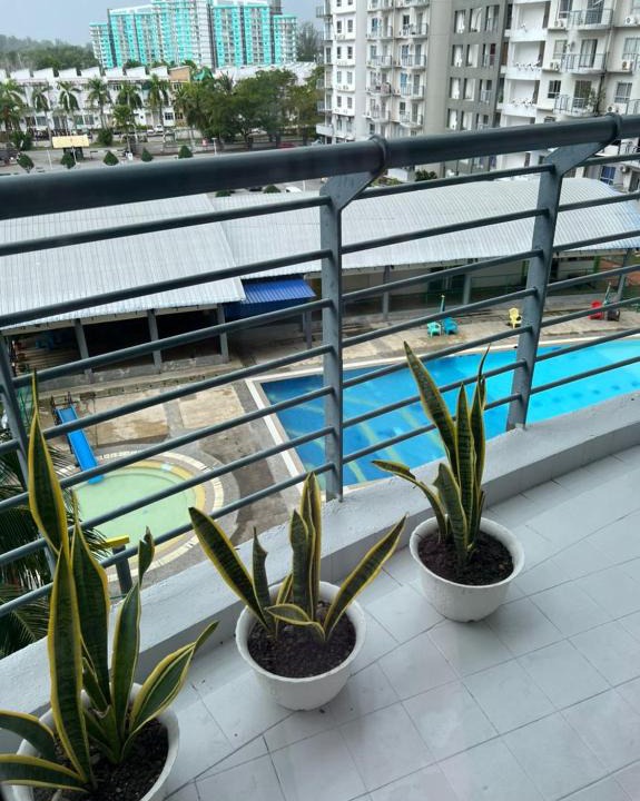 Baharu Apartment | PD VIP Pool View w WiFi - Anugerah Staycation
