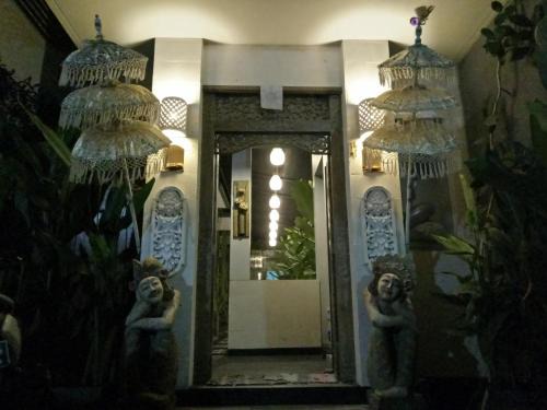 Sunset Road House | Pondok Sutya