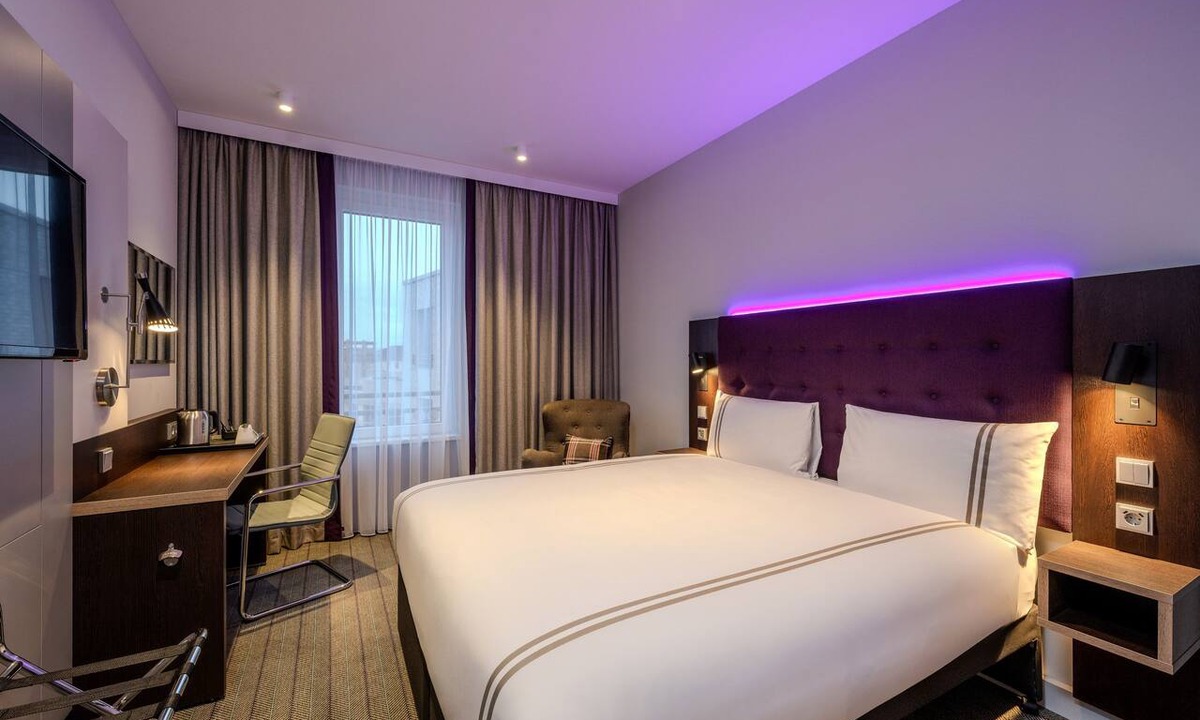 Eschborn Hotel | Premier Inn Frankfurt Eschborn