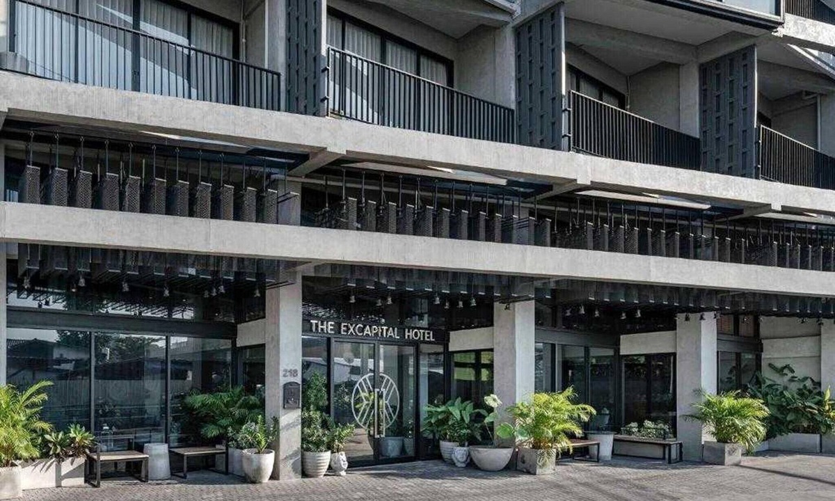 Thon Buri House | Premiere Deluxe Double | Bangkok Retreat