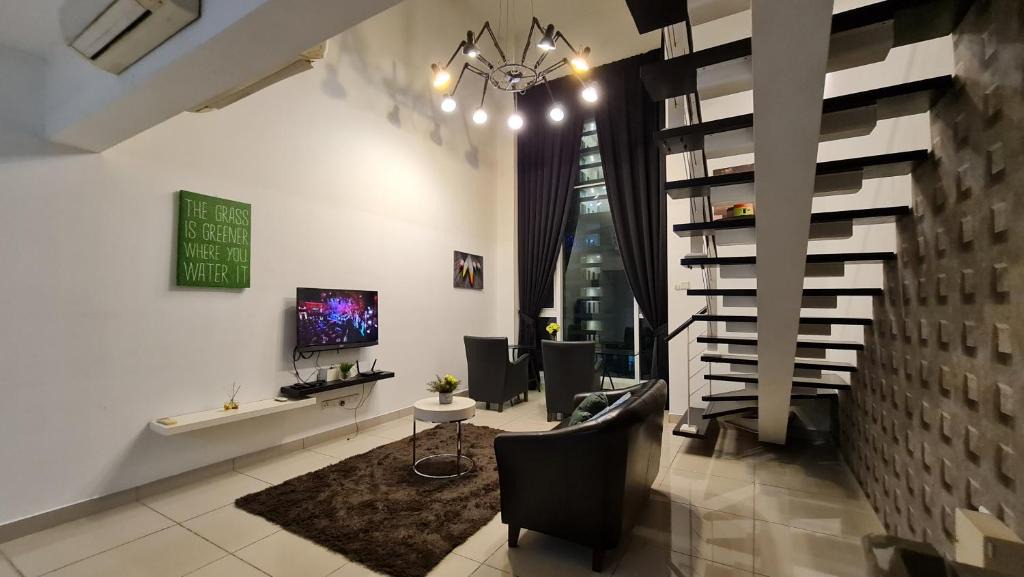 Taman Hock Ann Apartment | Premium 5STAR Resort Suite Mid Valley KL Sunway by Stayz Suites with Shopping Complex