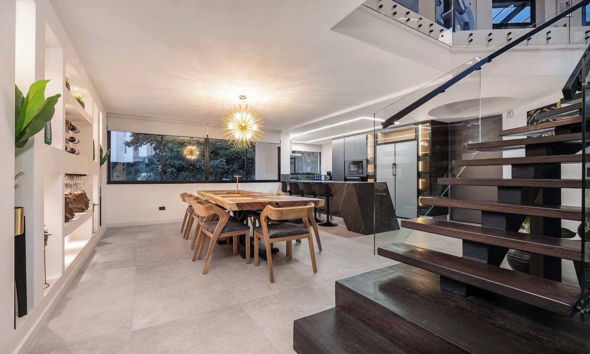 La Florida Apartment | Private Sauna/Jacuzzi/Billiard/Gym Luxury Retreat 5-bedroom apartment Medellín