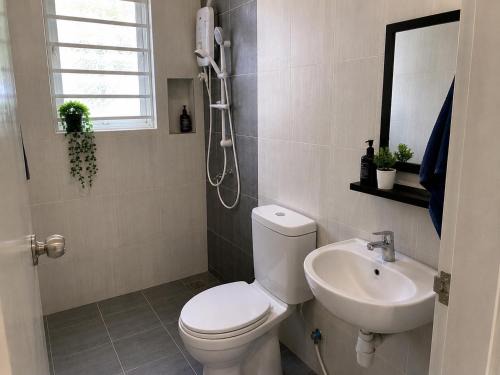 Kuantan House | Pyramids Zone View Villa 3
