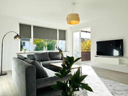 Wolfsburg Apartment | Rabenberg Duo- 12 Personen- 2 Bäder- 2 Küchen- Parkplatz- Terrasse- Balkon