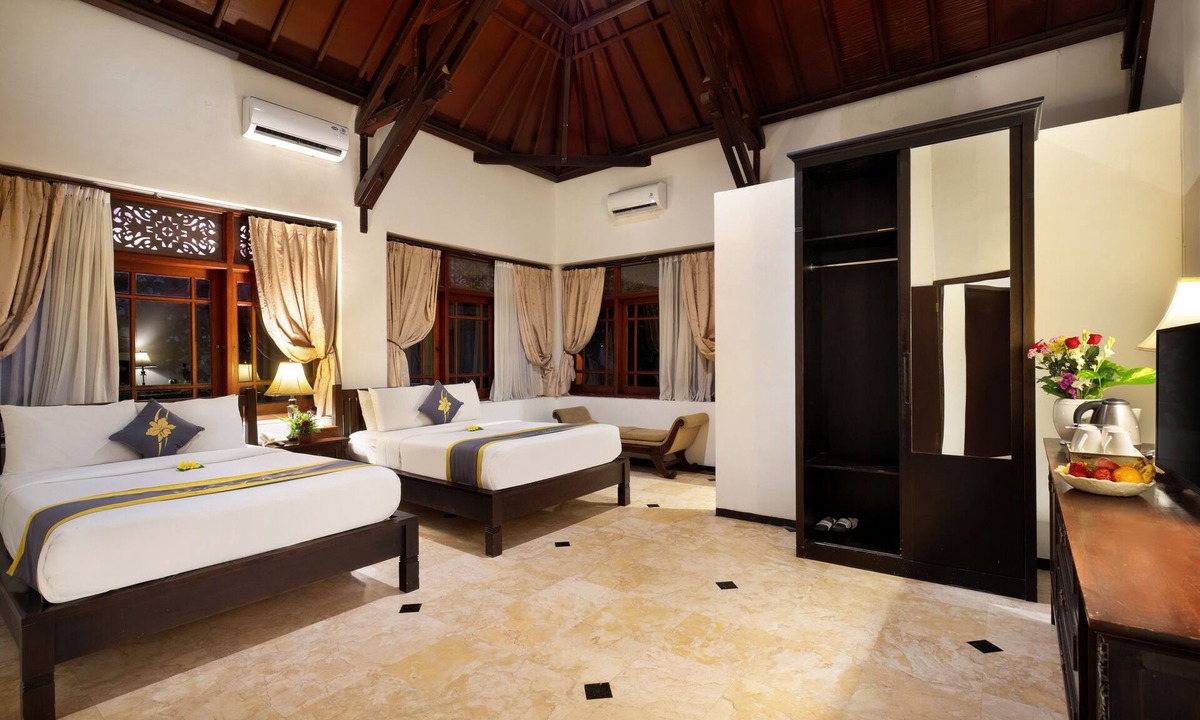 Legian Hotel | Royal Hotel and Villa Bali