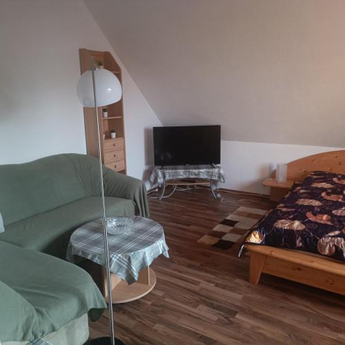 Marzahn Apartment | Schmidt Apartment