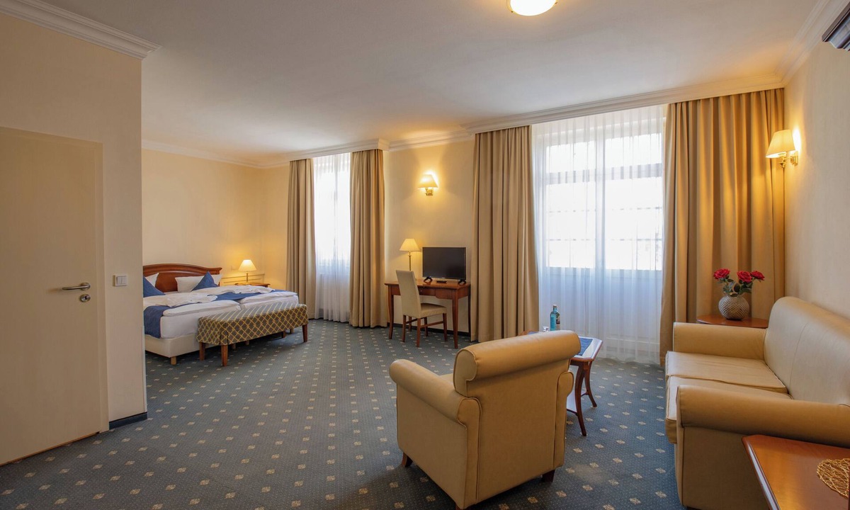 Großraschen Hotel | Seehotel Grossraeschen