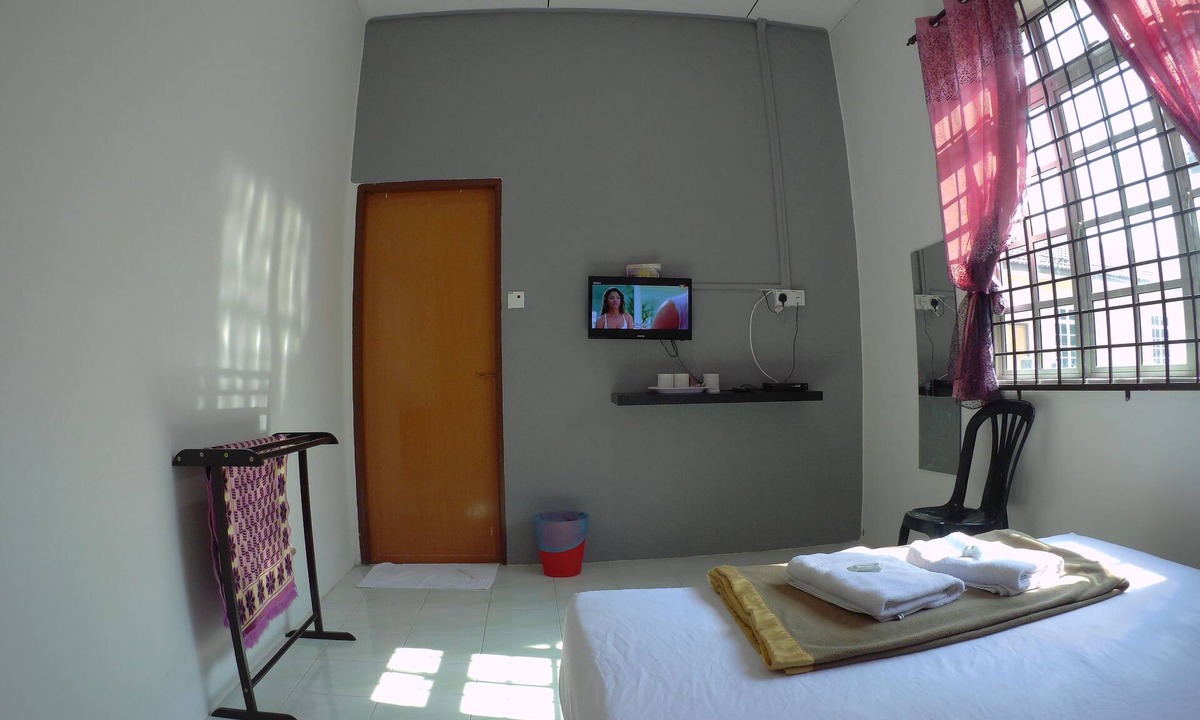 Dungun Hotel | Semarak Beach Inn