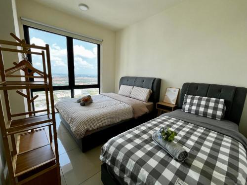 Shah Alam Apartment | Serene Trefoil Home - Setia City Mall, Setia City Convention Centre, NIH, UiTM, Peninsula