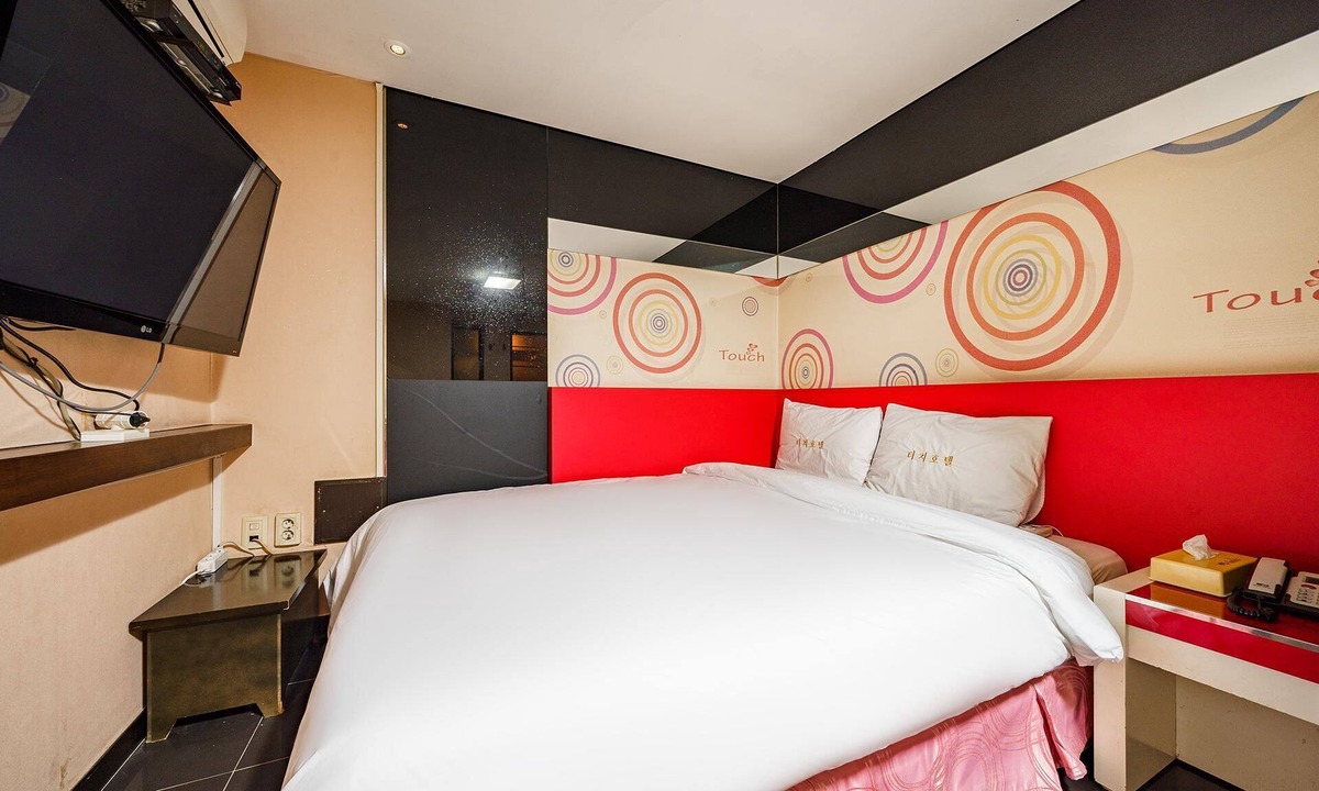 Sinchon-dong Hotel | Shinchon Touch