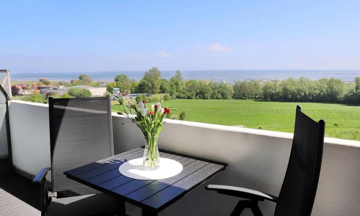 Horumersiel Apartment | Studio Apartment 'Sea View D9 with Balcony, Pool and Wi-Fi' – Panoramic Sea View Included