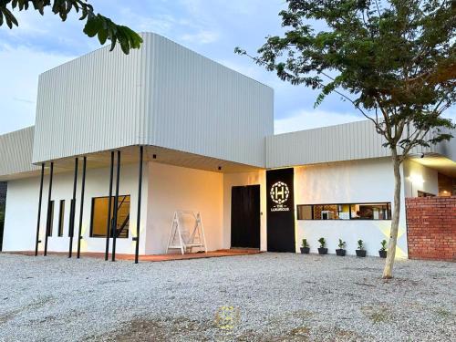 Alor Gajah Villa | The Luxurious 1256, Forest Flow Villa