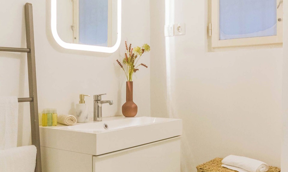 Palace District Apartment | The Muzeum Living ~ Boutique City Stay Spacious 2BR in Downtown